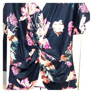 Short sleeve, cinched in front blouse